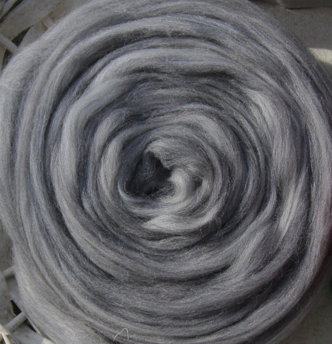 Gray Ashland Bay Multi Merino 64s Storm Streaked Sky – The Spinnery Store