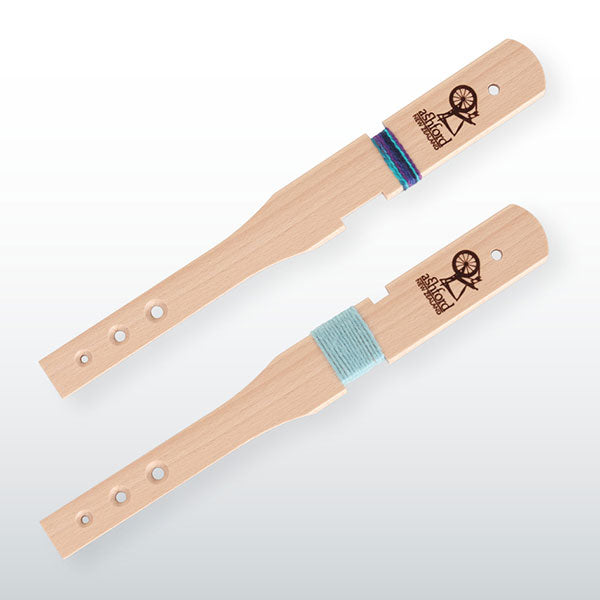 Ashford Yarn Diz Stick fiber preparation tool detail view