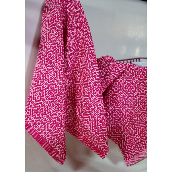Weaving Hand Towels Simply by Susan Kesler-Simpson – 43 Patterns for 4- & 8-Shaft Looms