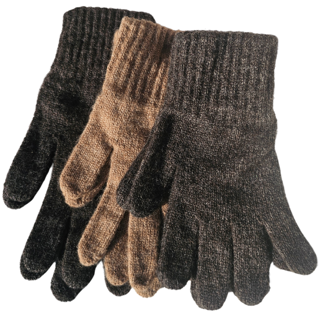 Soft and warm wool-alpaca gloves in a classic knit design, perfect for winter wear and outdoor activities, offering comfort and durability