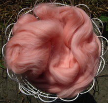 Load image into Gallery viewer, SALE! Soft Salmon Merino 1, 2 or 4 Oz SUPER FAST SHIPPING!
