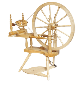 The Kromski Polonaise spinning wheel in a clear finish showcases a splendid combination of function and style, perfect for fiber artists dedicated to the craft of spinning. Its transparent lacquer highlights the wood's natural grain