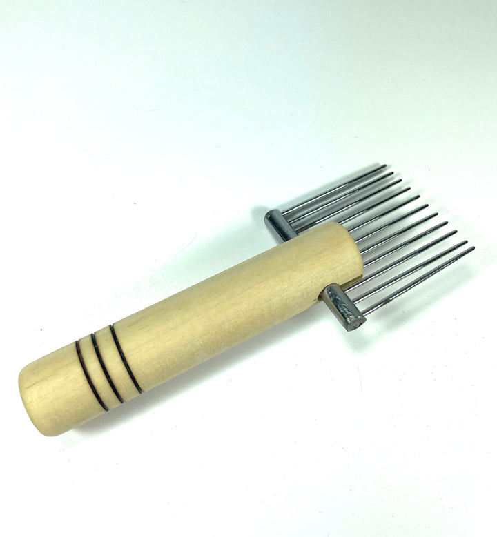 Weaving comb handle and comb detail
