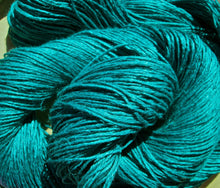 Load image into Gallery viewer, Wet Spun Linen Yarn Soft &amp; Durable &quot;Teal&quot; Spinning Plying Weaving SUPER FAST SHIPPING!
