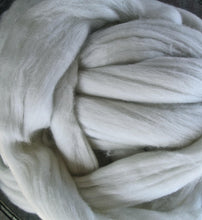 Load image into Gallery viewer, 17.5 Micron Softest Organic Certified Merino Top Spinning Dyeing Blending SUPER FAST SHIPPING!
