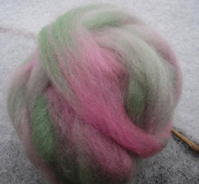 Load image into Gallery viewer, Kiwi and Rose Hand Painted Roving Spinning &amp; Felting SUPERFAST SHIPPING!
