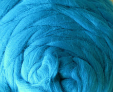 Load image into Gallery viewer, Super Fine &amp; Organic Peacock Blue 19 Micron DHG Merino
