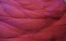 Load image into Gallery viewer, Super Fine &amp; Organic Rose Petal 19 Micron DHG Merino SUPER FAST Shipping!
