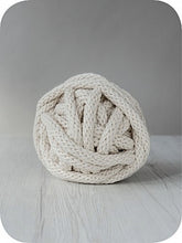 Load image into Gallery viewer, Super Soft &amp; Super Bulky Giant Tubular Organic Merino DHG
