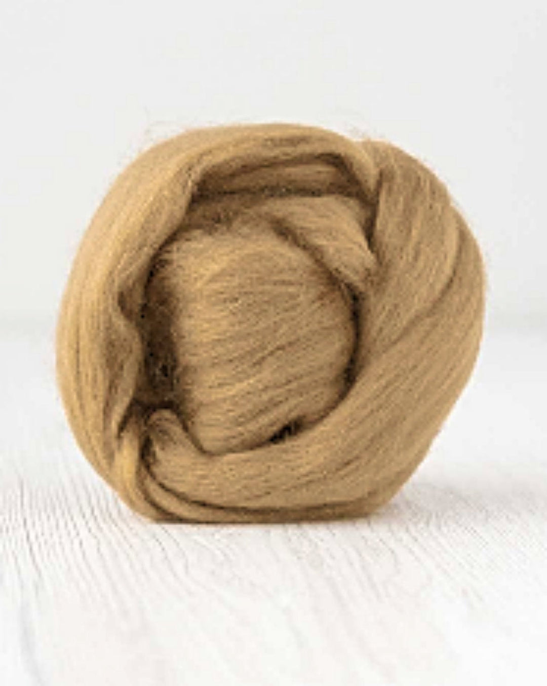 Natural Patagonian Wool "Caramel" Sliver