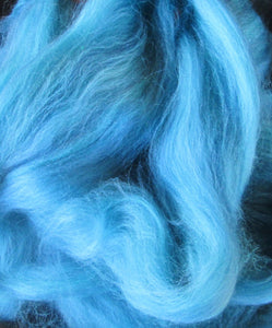 Stunning Super Soft Cyan Fusion Superfine 19 Micron Merino Top Ashland Bay