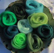 Load image into Gallery viewer, Soft Leaf Green Merino Spinning Felting Ashland Bay SUPER FAST SHIPPING!

